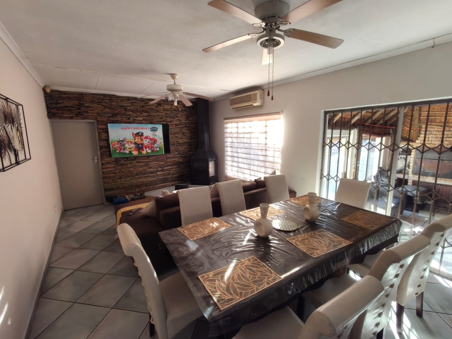 3 Bedroom Property for Sale in Safari Gardens North West